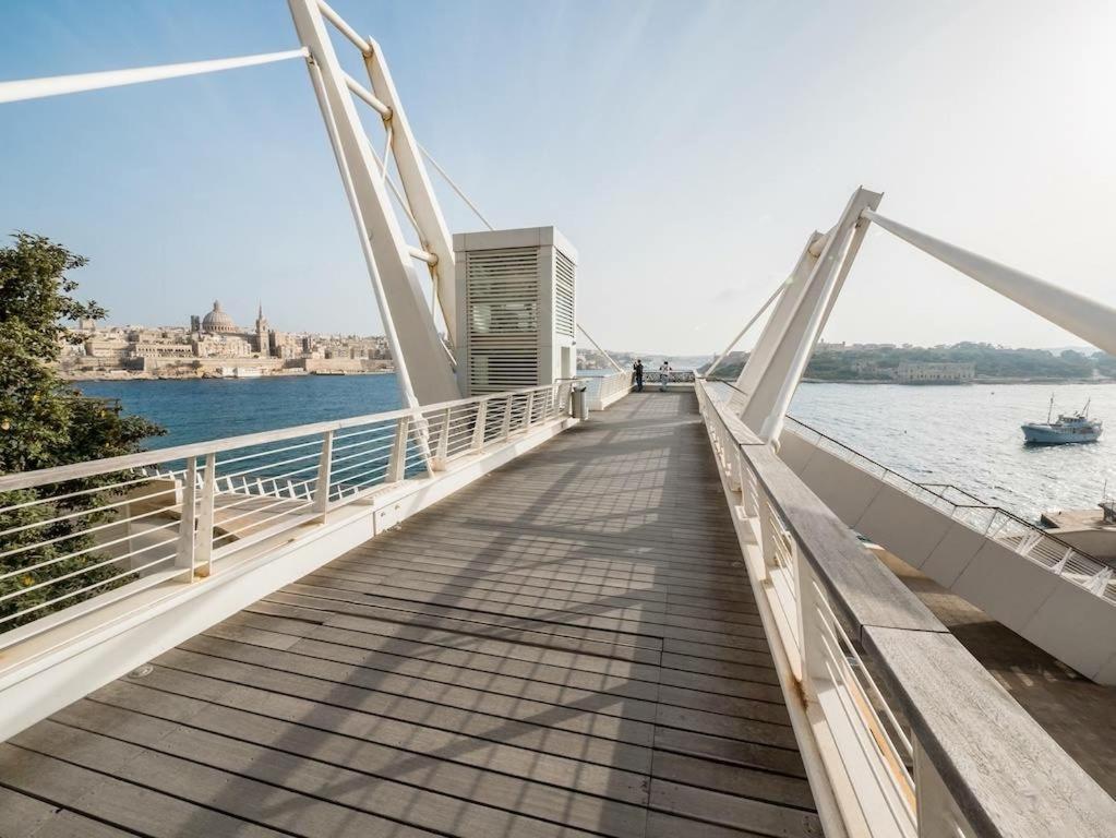 Apartment With Pool Sliema Exterior photo